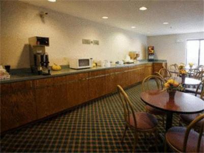 Americas Value Hotel Franklin